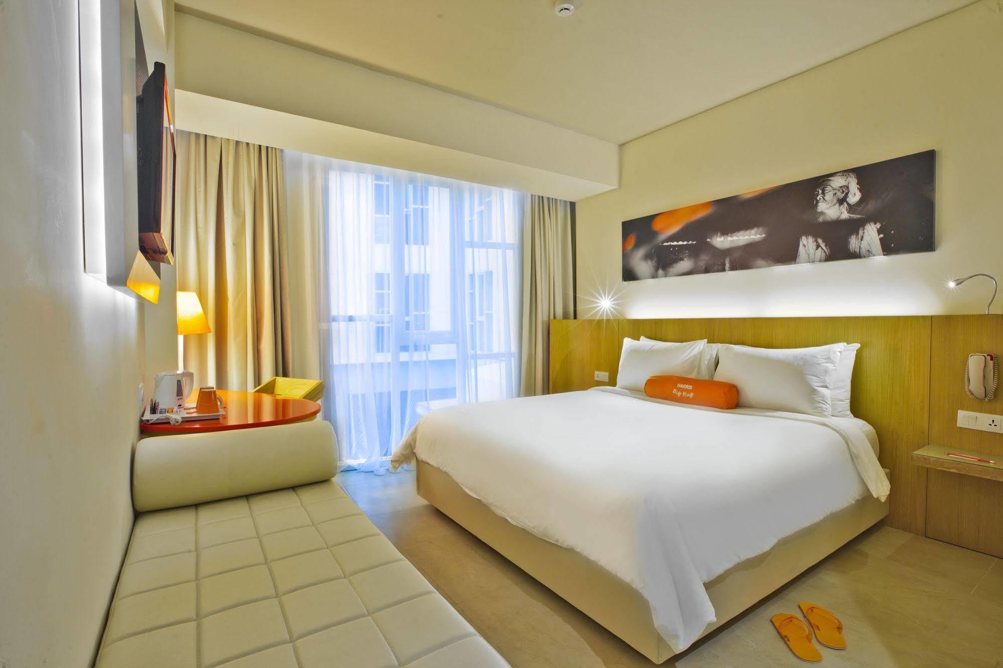 Harris Hotel Raya 꾸따 외부 사진