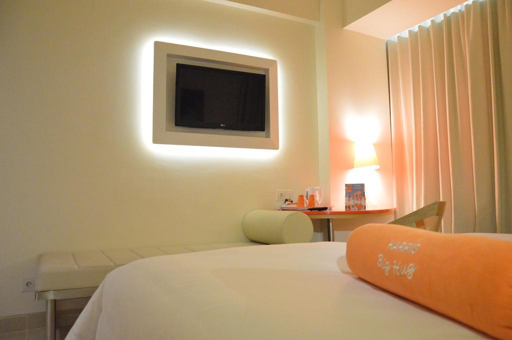 Harris Hotel Raya 꾸따 외부 사진