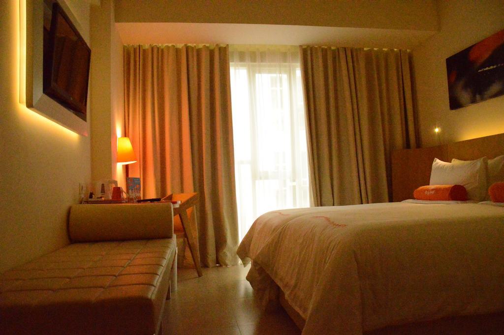 Harris Hotel Raya 꾸따 외부 사진