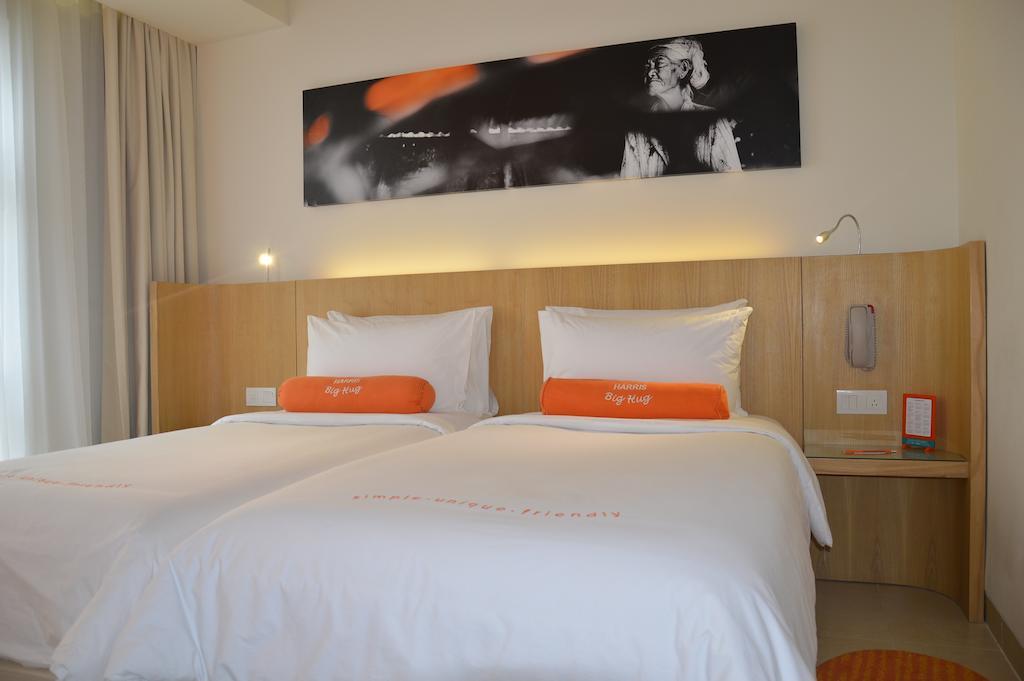 Harris Hotel Raya 꾸따 외부 사진